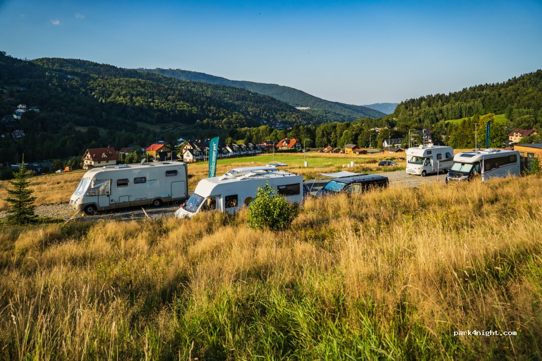 Zwalisko Camper Park Szczyrk — foto