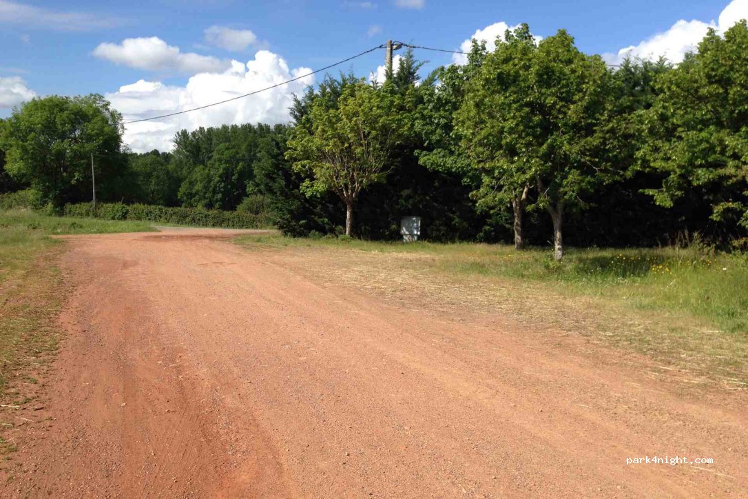(63460) Artonne - Route d'Aubiat — foto