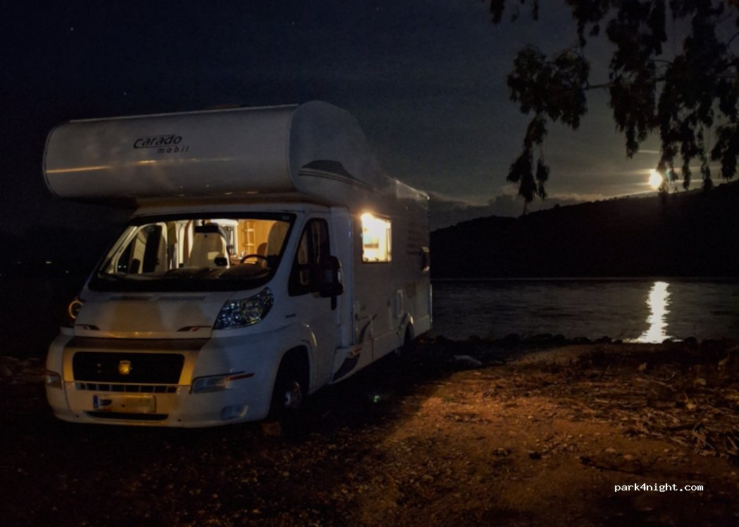 (300 04) Loutraki - Eparchiaki Odos Vonitsas - Loutrakiou — foto 2
