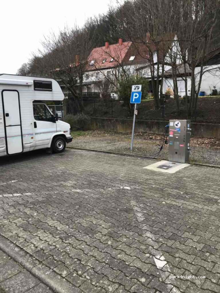 Wohnmobilstellplatz Waldfischbach-Burgalben — foto