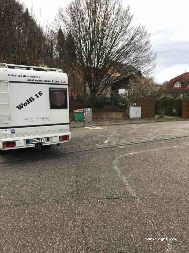 Wohnmobilstellplatz Waldfischbach-Burgalben — foto 2