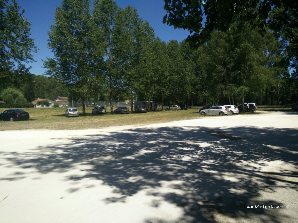 (24410) Saint-Aulaye - 9 D38 — foto 2