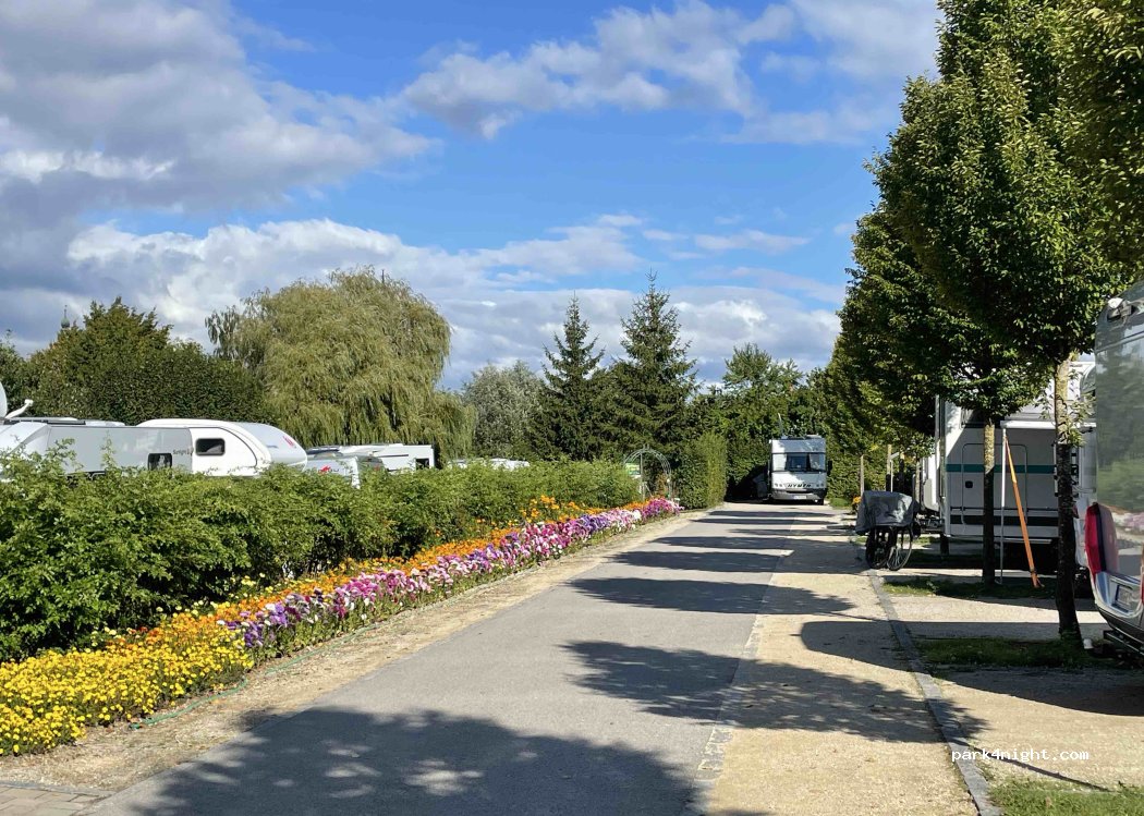 (91639) Wolframs-Eschenbach - 11 Waizendorfer Straße — foto 2