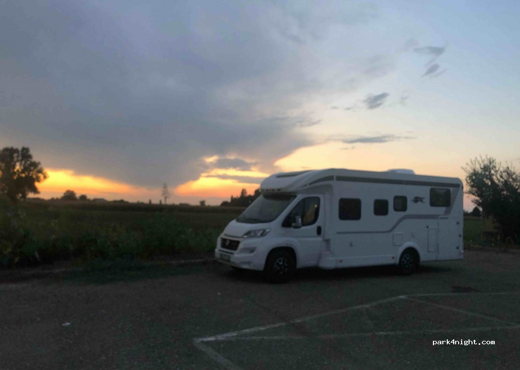 (27017) Pieve Porto Morone - 2 Strada Provinciale 35 — foto 2