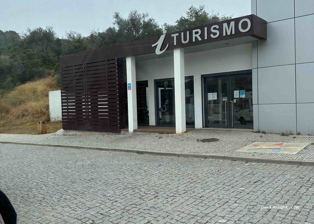 (8200-047) Albufeira - 122 Estrada de Ferreiras — foto 2