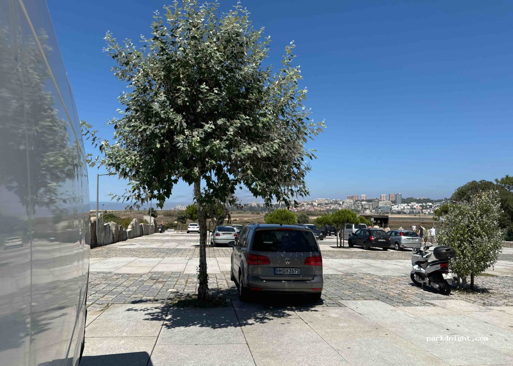 (4400) Vila Nova de Gaia - 793 Avenida Agustina Bessa Luís — foto 2