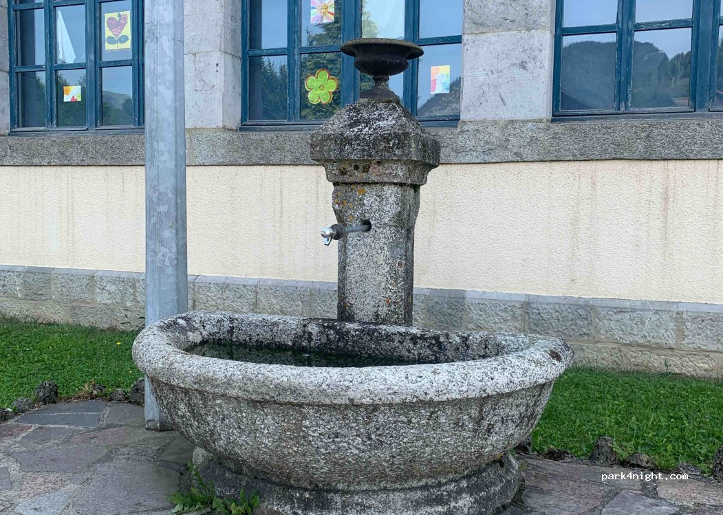 (74300) Châtillon-sur-Cluses - 5 Place de la Mairie — foto