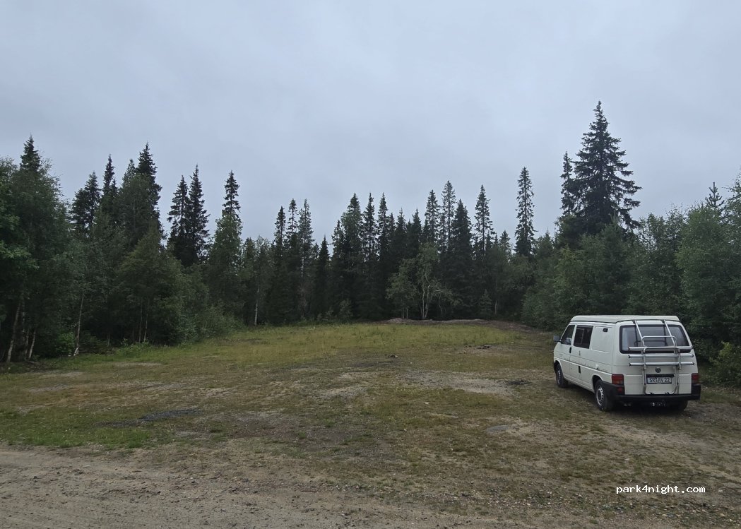(99530) Sodankylä - Unnamed Road — foto