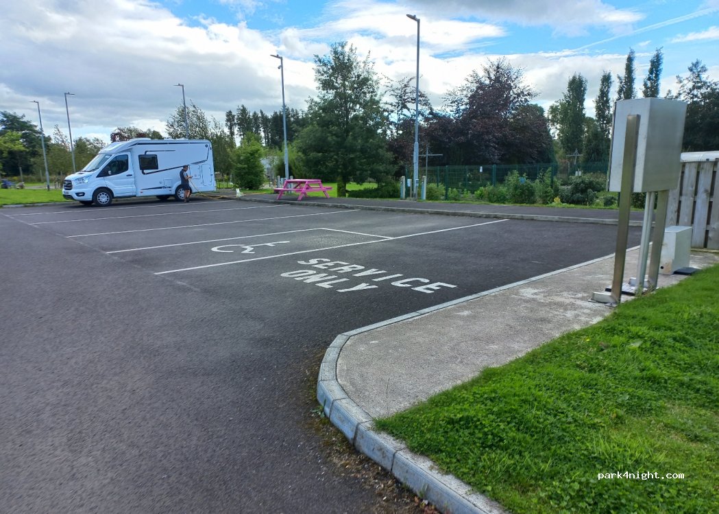 (F93 V8XR) Castlefinn - Unnamed Road — foto 3