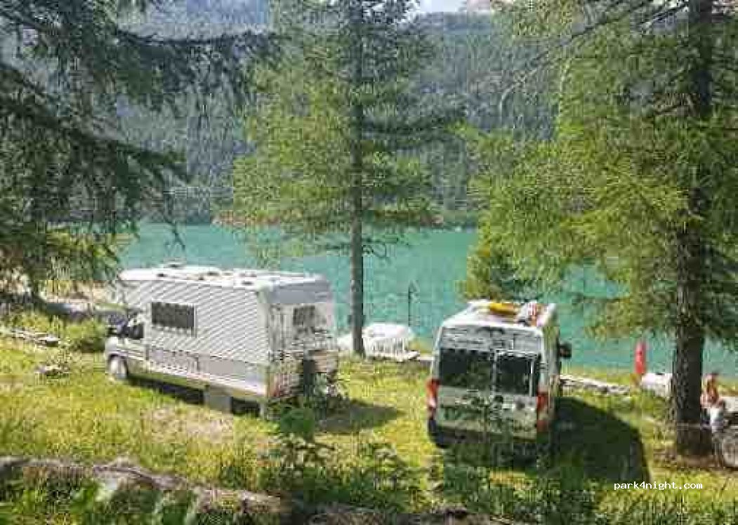 Area Sosta Camper “Lungolago” — foto 2