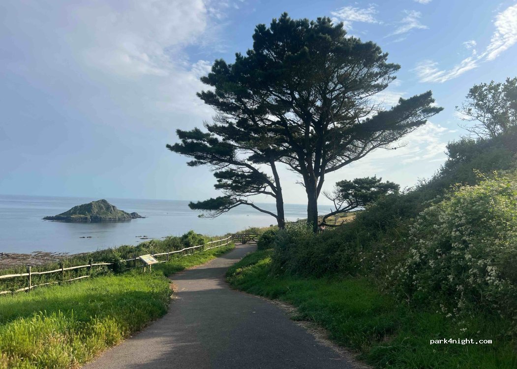 (PL9 0AY) Plymouth - Spring Rd — foto