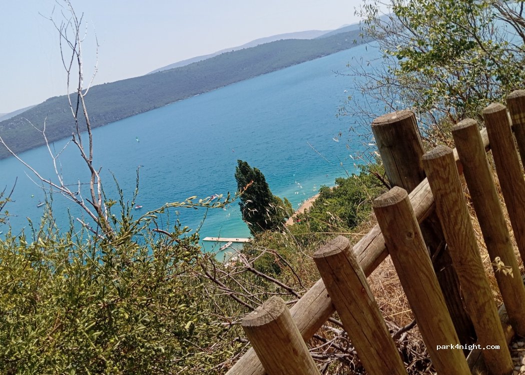 (04500) Sainte-Croix-du-Verdon - 7 Route du Lac — foto