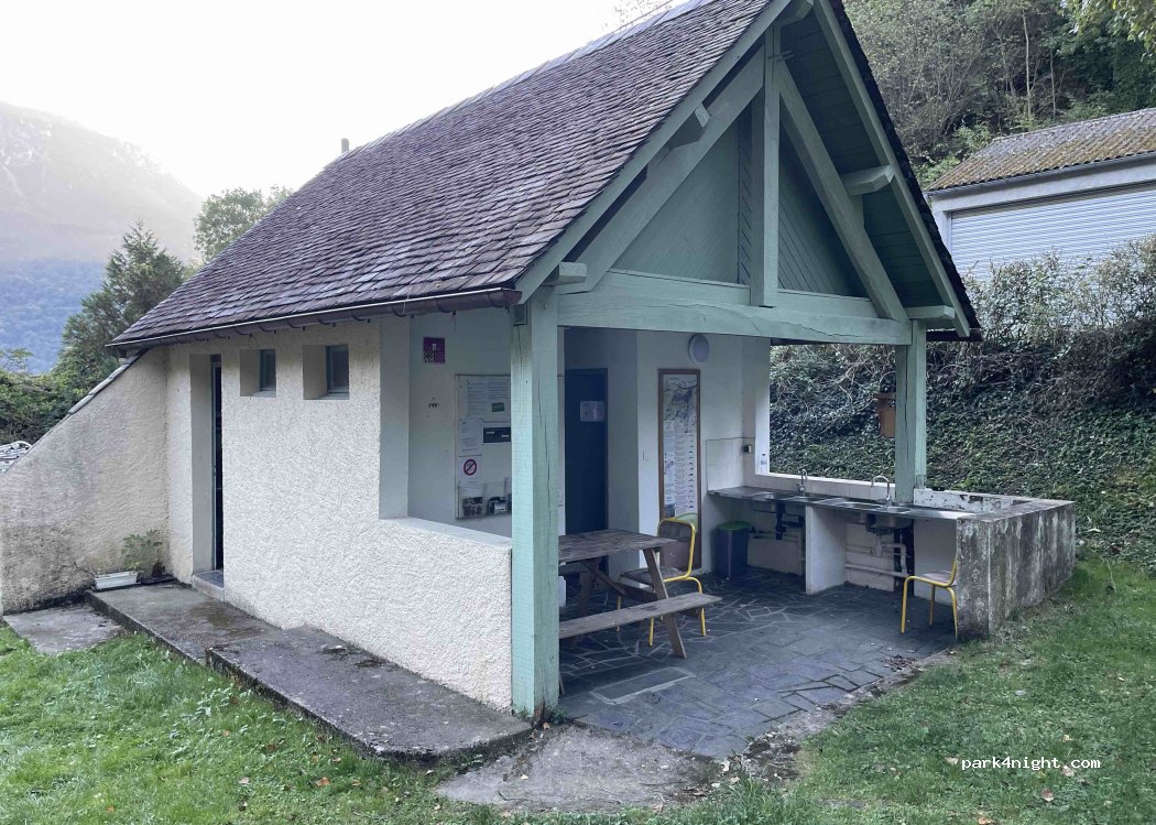 Aire naturelle de camping Osse-en-Aspe — foto 3