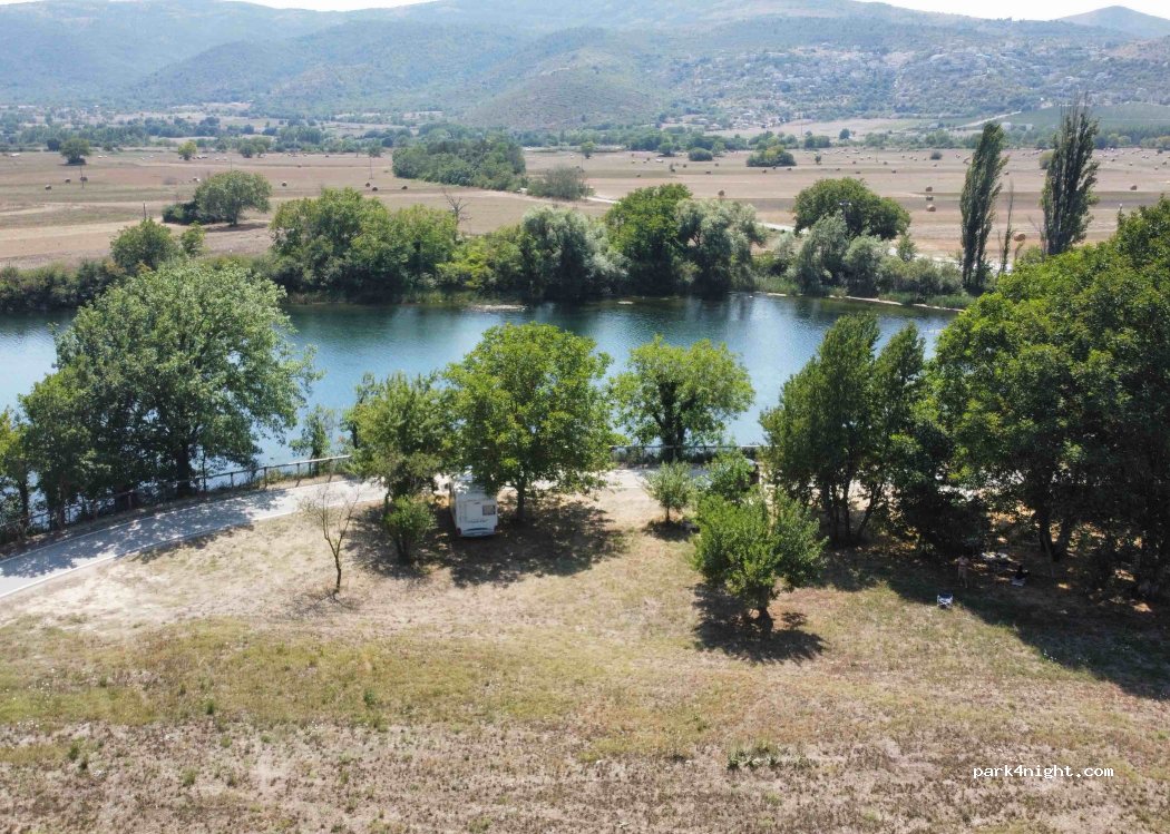 (67022) Capestrano - Via del Lago — foto 4