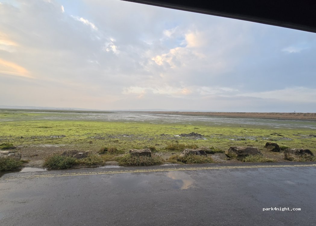 (SO41 0UQ) Milford on Sea - New Lane — foto 2