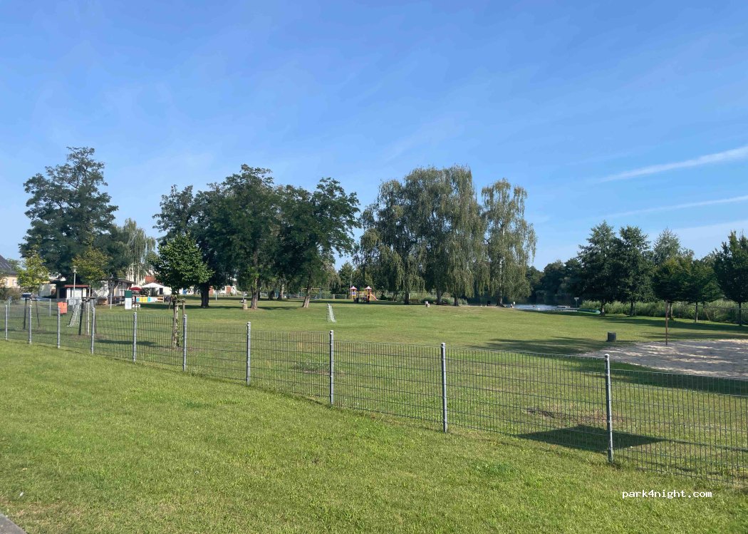 (15838) Am Mellensee - 30 Neuendorfer Straße — foto