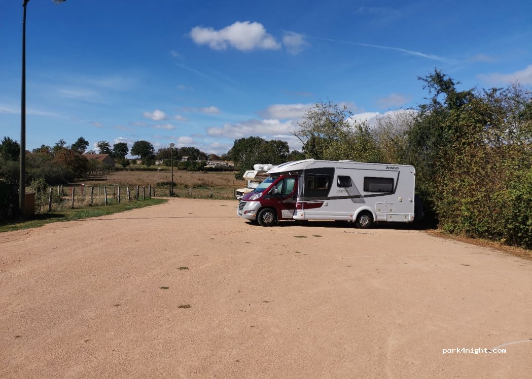 (58110) Rouy - 289 Champ Judas — foto 4