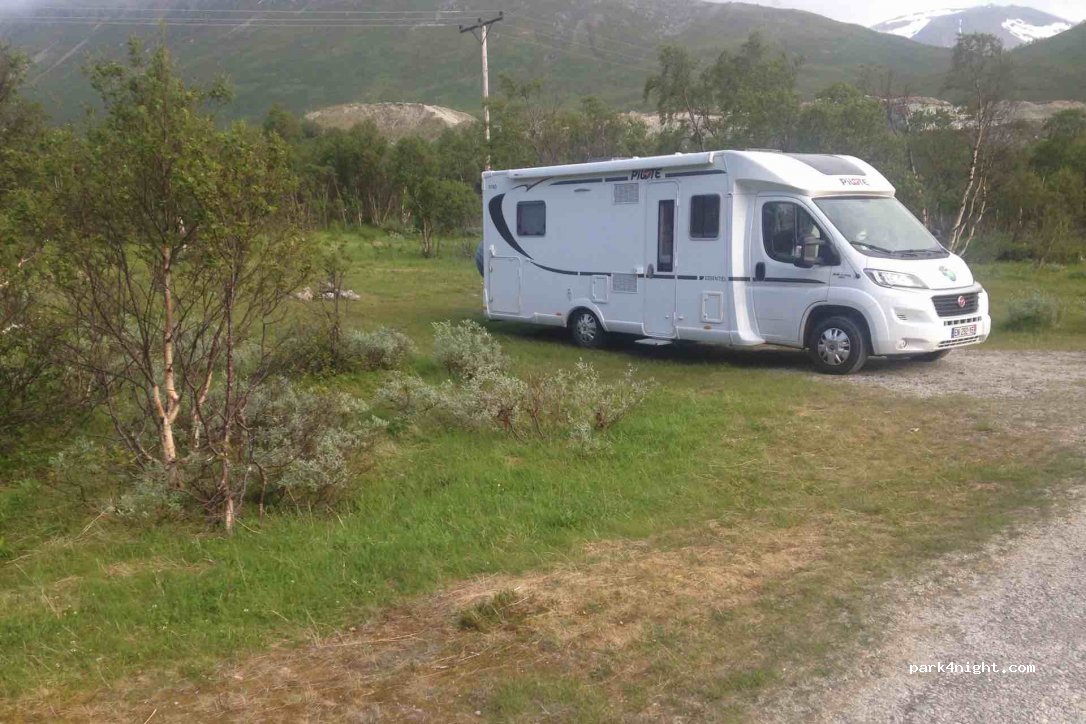 (9108) Kvaløysletta - 770 Synnøvjordvegen — foto