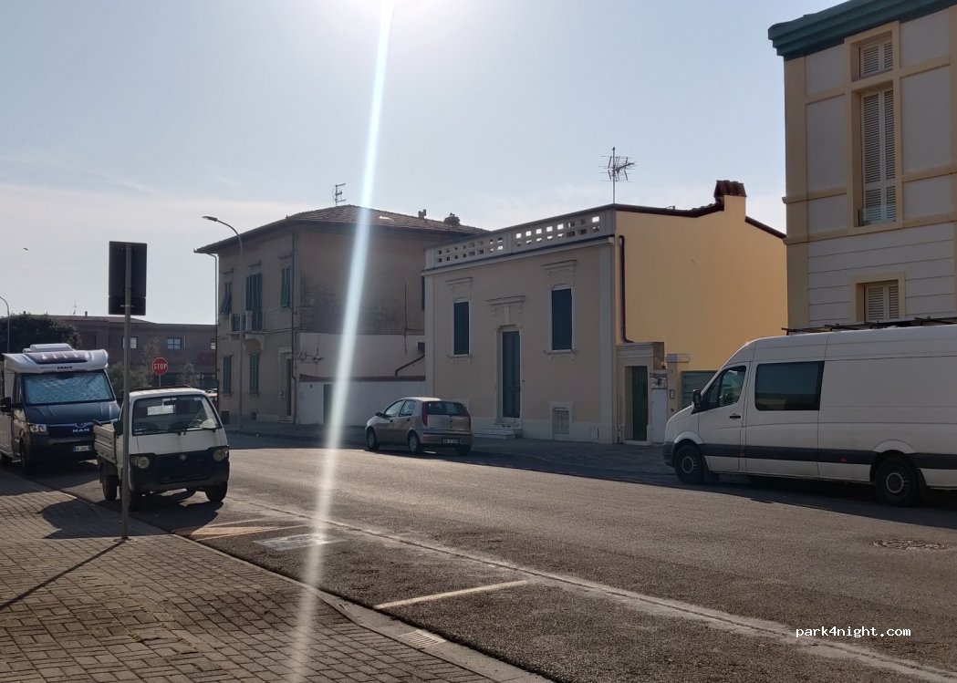 (56128) Marina di Pisa-tirrenia-calambr - 12 Via Iacopo Inghirami — foto