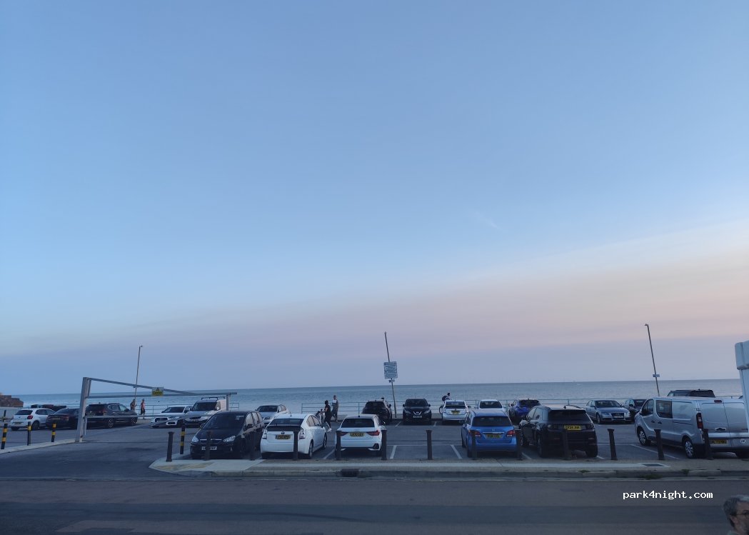 (BN2 1GA) Brighton and Hove - 529 Marine Drive — foto 4