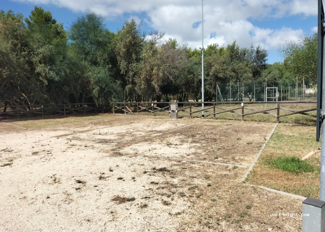 Area sosta Santa Giusta — foto 3