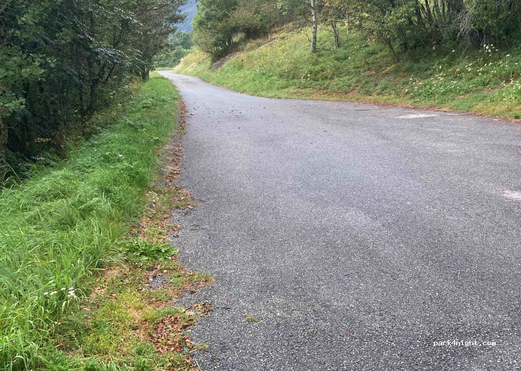 (3939) Eggerberg - Unnamed Road — foto 3