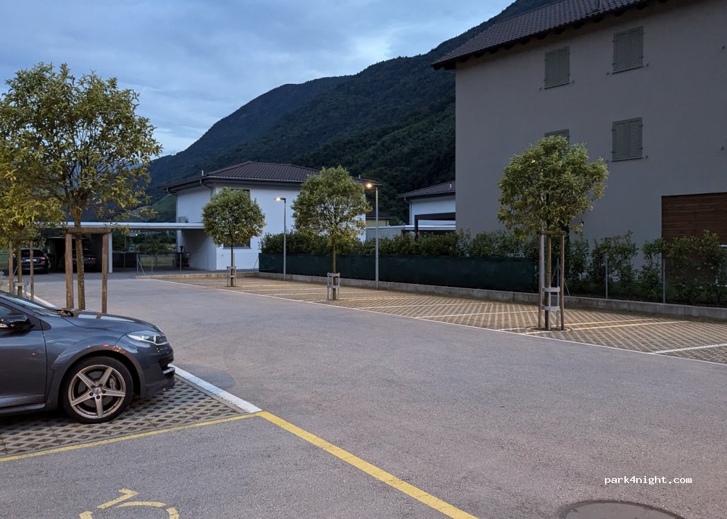 (6523) Bellinzona - 8 ala Géise — foto
