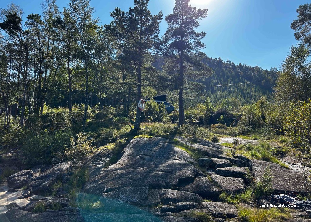 (4130) Hjelmeland - — foto