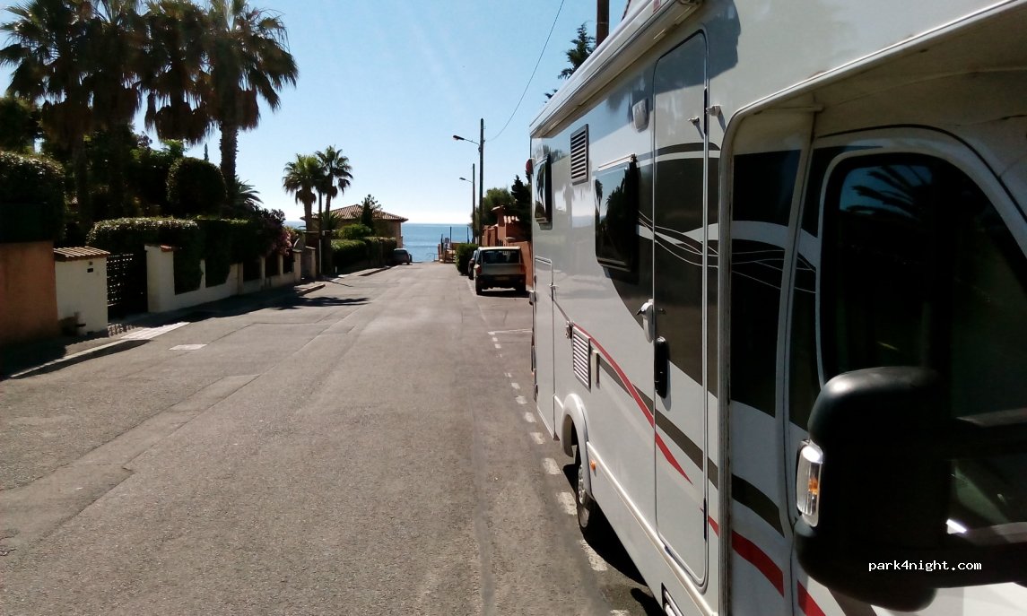 (83370) Fréjus - 65 Boulevard Honoré de Balzac — foto 2