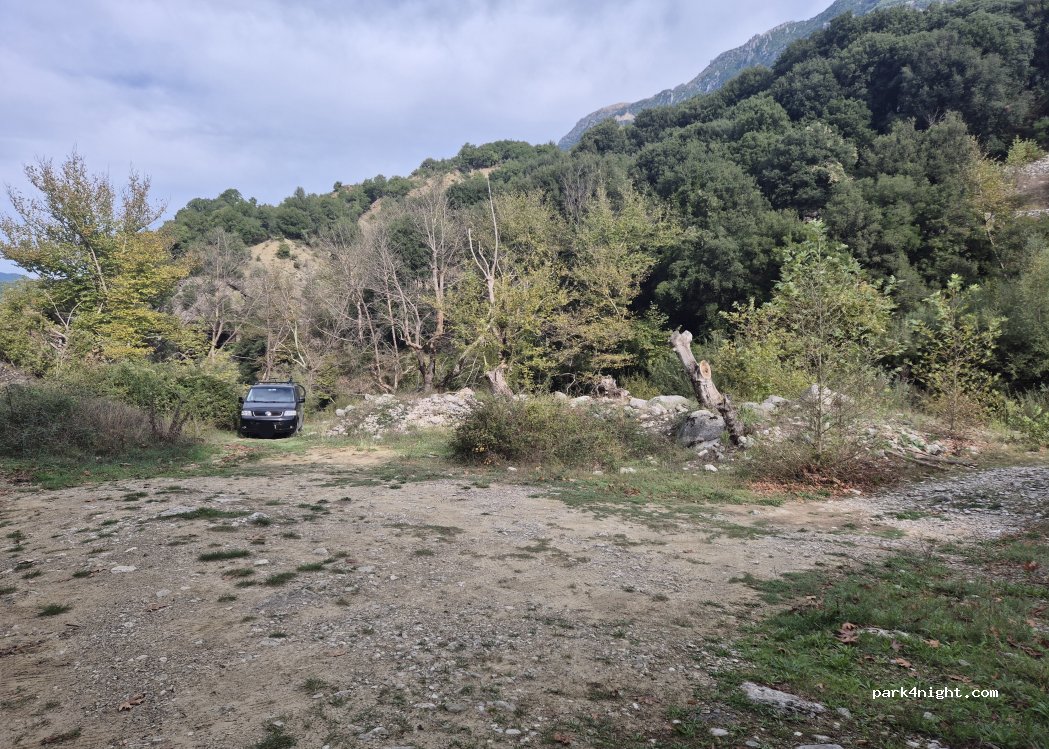 (440 01) Mistras - Eparchiaki Odos Ioanninon-Sirakou — foto 2