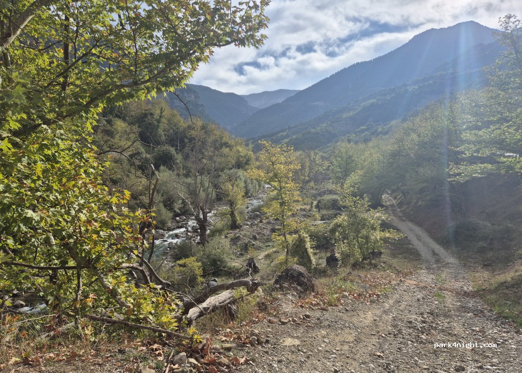 (440 01) Mistras - Eparchiaki Odos Ioanninon-Sirakou — foto 3