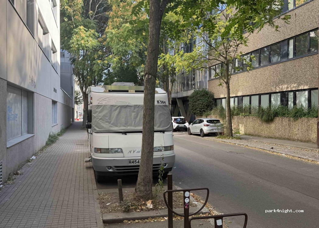 (44200) Nantes - 11 Rue Arthur III — foto