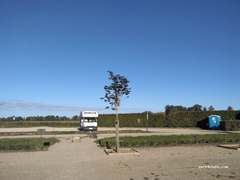 (LV-3921)  - Unnamed Road — foto 2