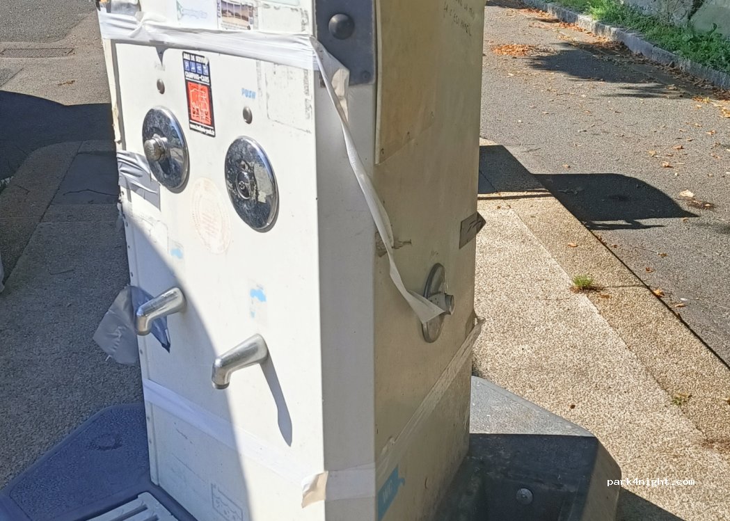 (29200) Brest - 108 Rue Eugène Berest — foto 3