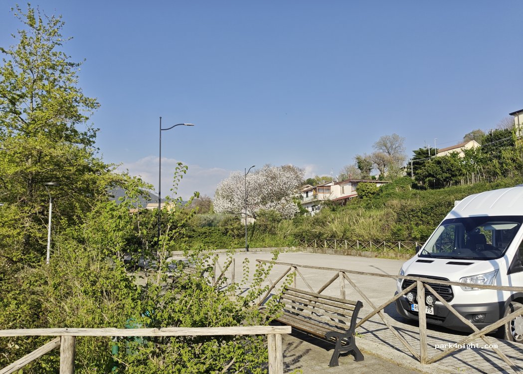 (84135) Salerno - 16 Via Casa dei Pazzi — foto 2