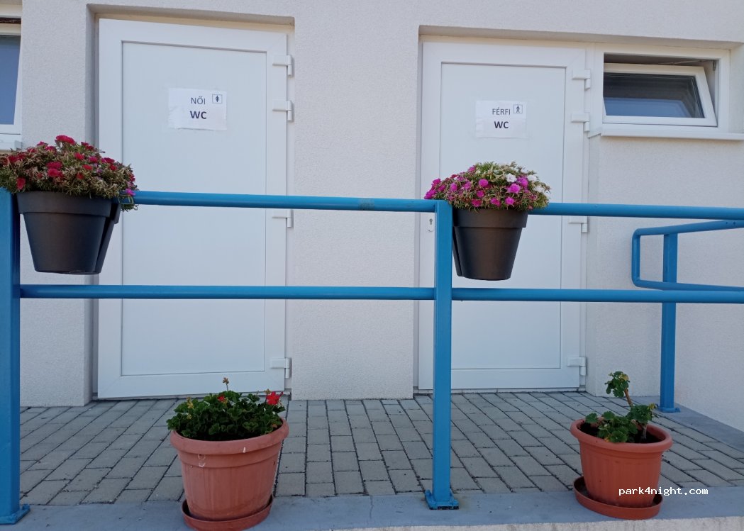 (9222) Hegyeshalom - Bánya tér — foto 3