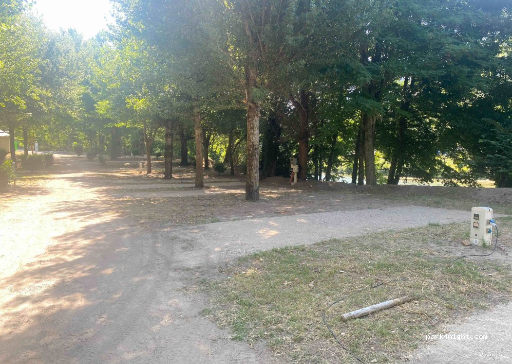 (12720) Mostuéjouls - 932 Route des Gorges du Tarn — foto 3