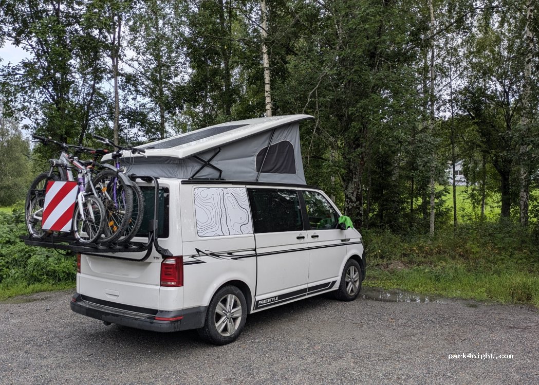 (891 40) Örnsköldsvik - 1 Snäppvägen — foto 2
