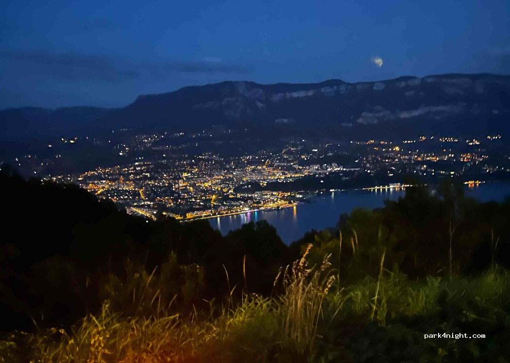 (73370) La Chapelle-du-Mont-du-Chat - D914 — foto
