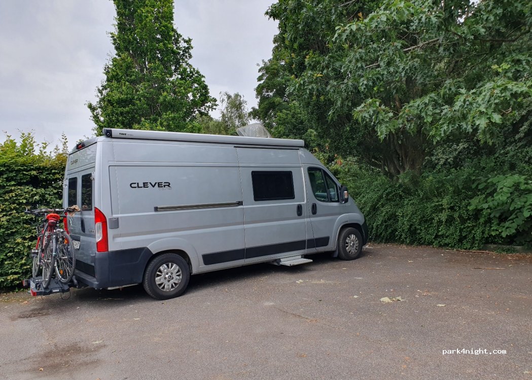 (276 40) Löderup - 10 Gyllerupsvägen — foto