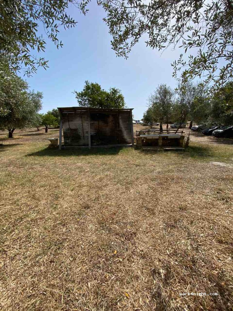Camper Parking Area Calamosche — foto