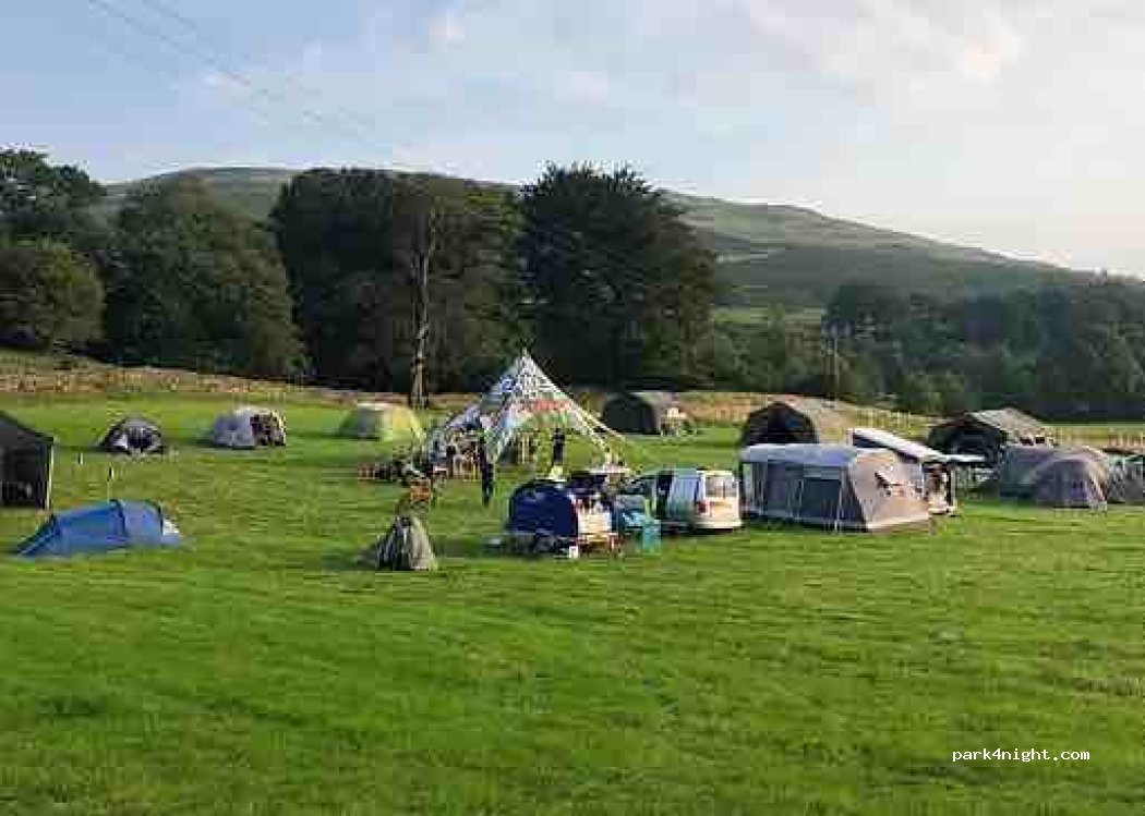 Farm and Fell Campsite — foto