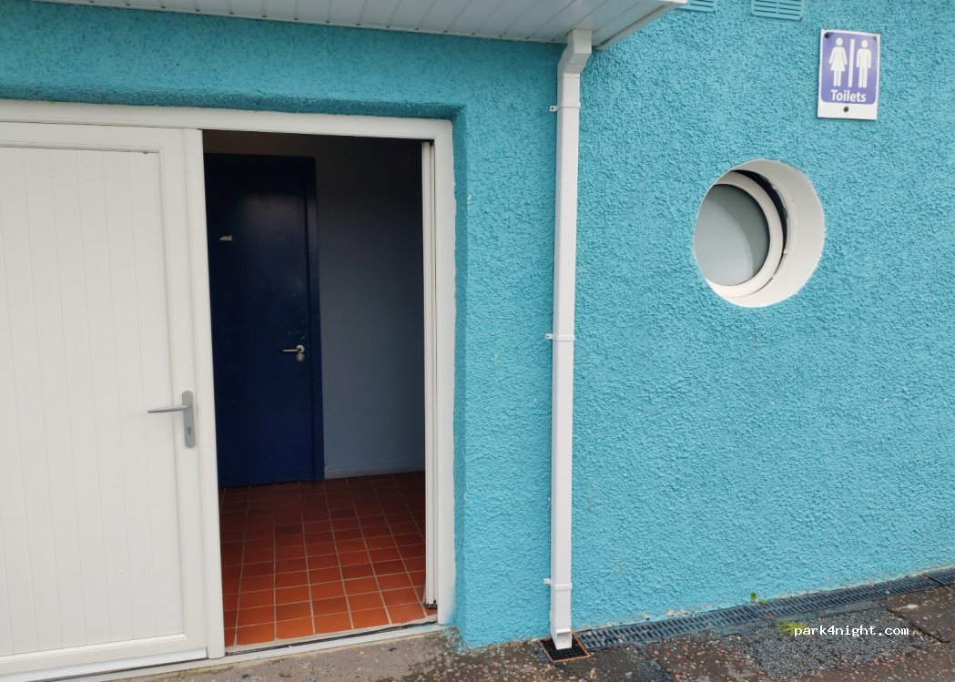 (F94 D274) Bundoran - Main St — foto