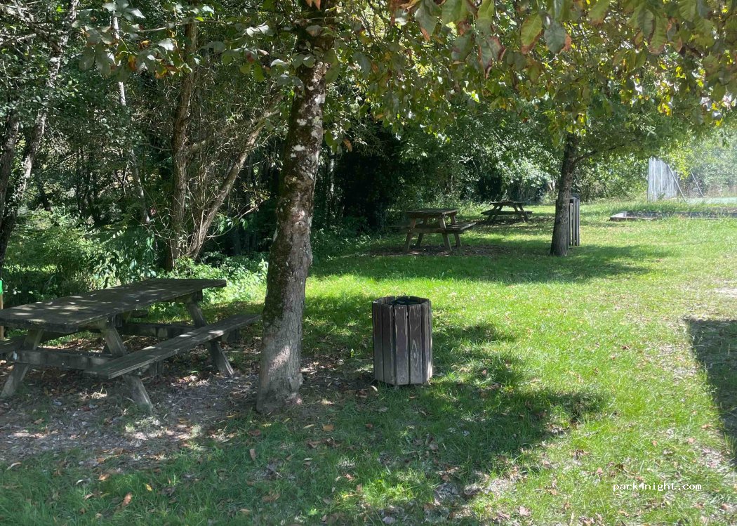 (24155) Douville - 2176 Boulevard du Pont Saint Mamet — foto 2