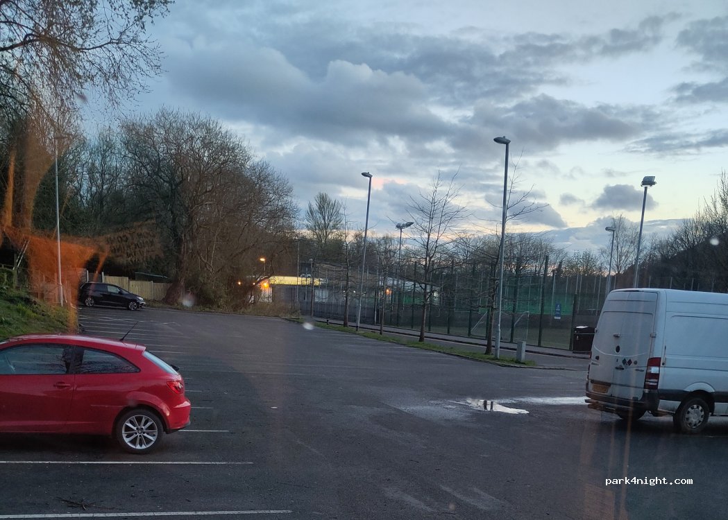 (OL3 6JR) Uppermill - 14 Grove Road — foto 3