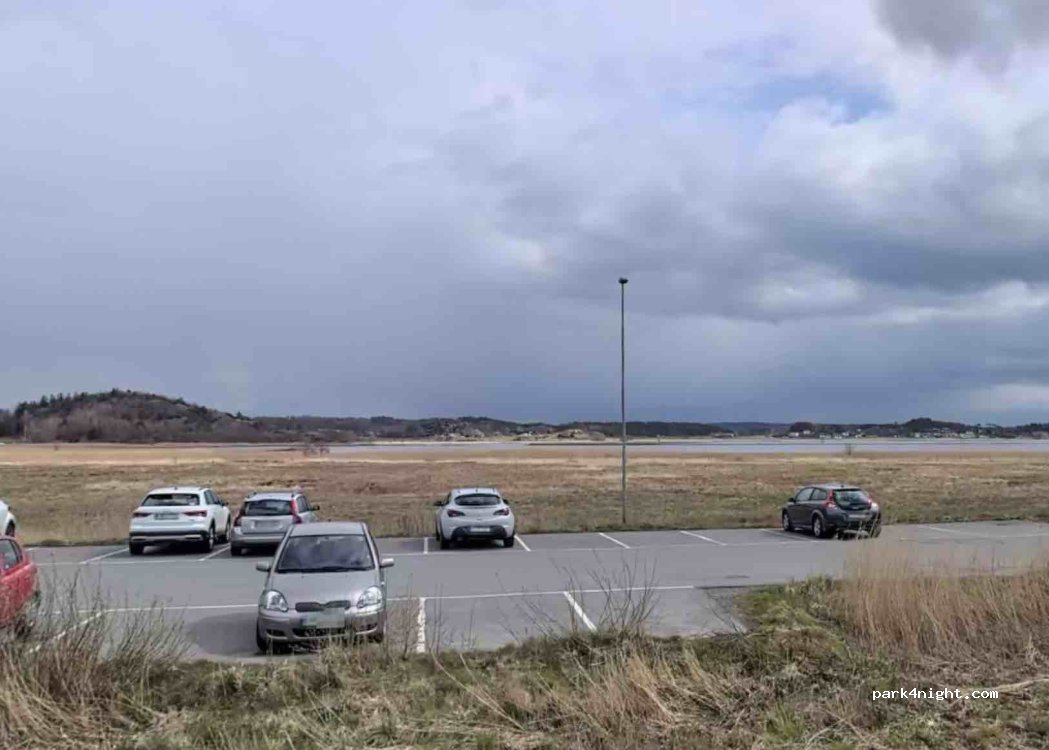(434 91) Kungsbacka - Svinholmsvägen — foto