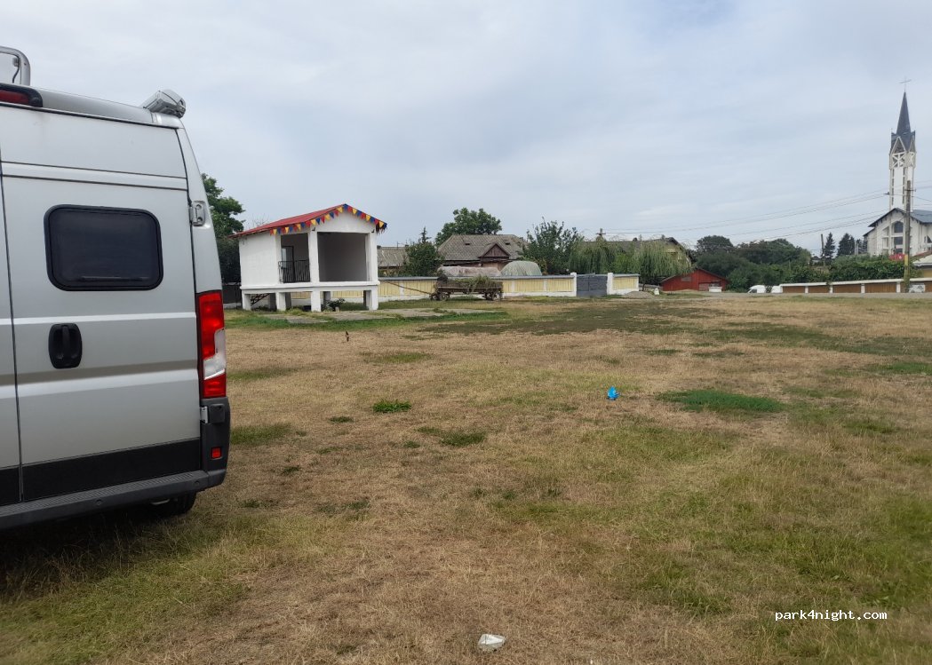 () Nisiporeşti - 508 Strada Eroilor — foto