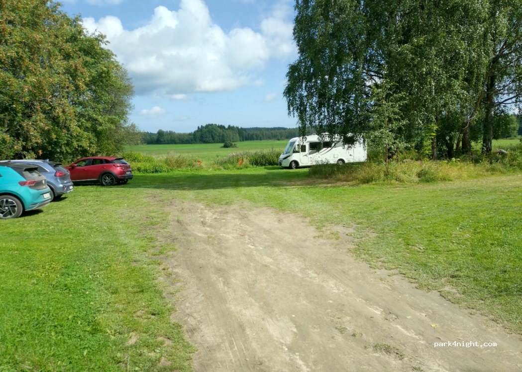 (826 61) Söderala - Unnamed Road — foto