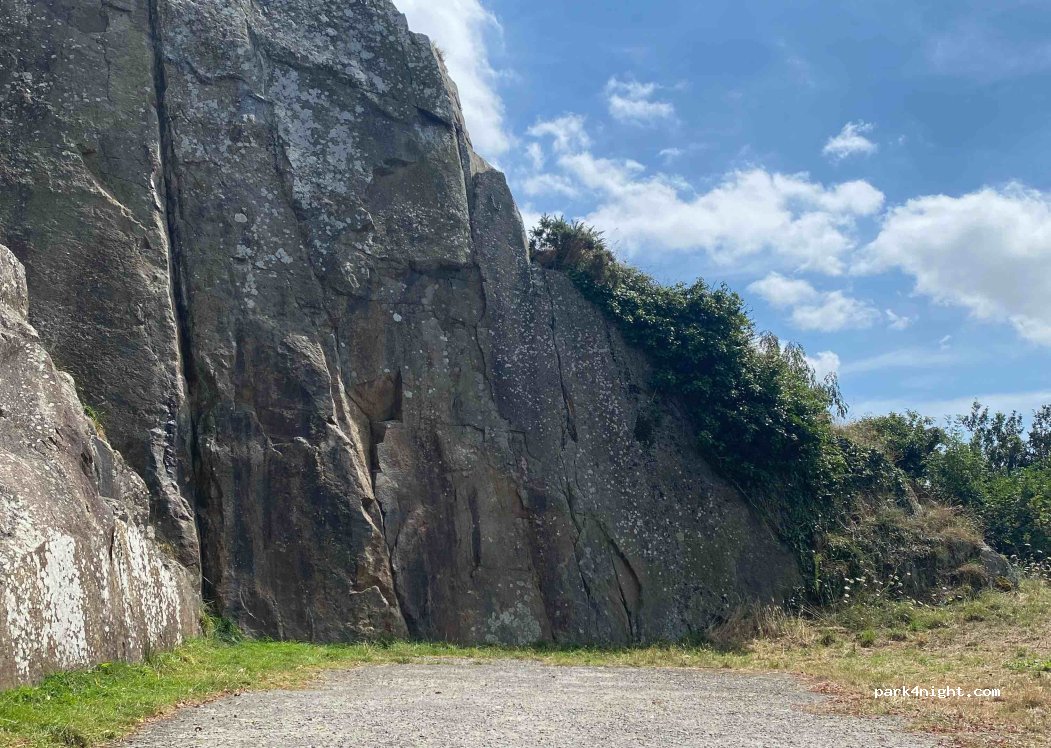 (35120) Mont-Dol - 14 Le Grand Croisé — foto