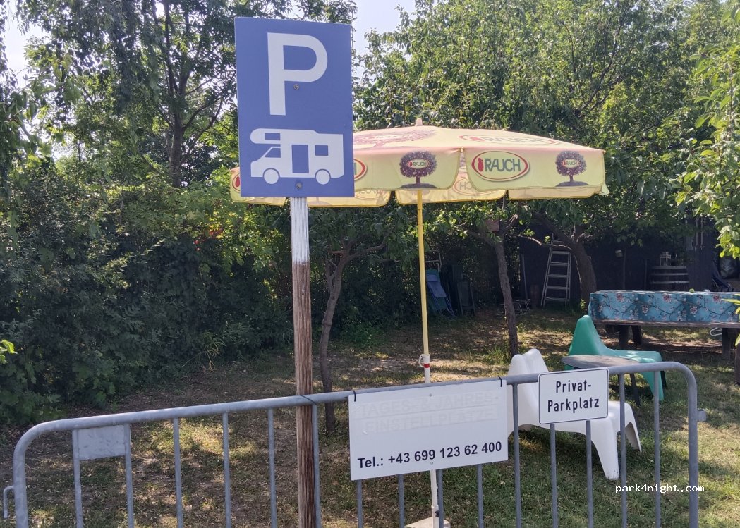 (7141) Podersdorf am See - 2 Alter Satz — foto